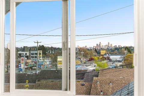 950 86th St N, Seattle, WA 98103 photo 21