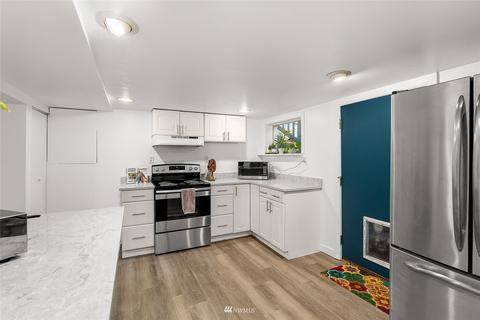 950 86th St N, Seattle, WA 98103 photo 28