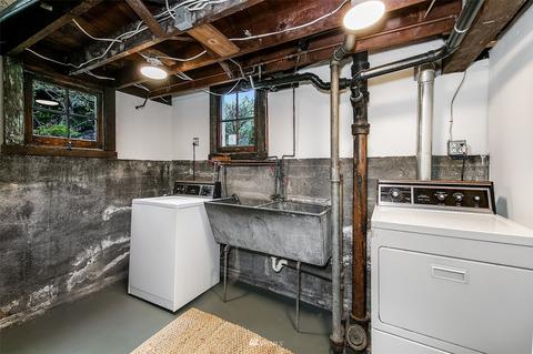 112 N 40th St, Seattle, WA 98103 photo 30