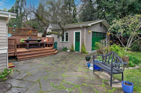 112 N 40th St, Seattle, WA 98103 photo 12
