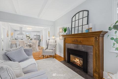 4674 Eastern Ave N, Seattle, WA 98103 photo 4