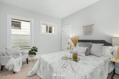 4674 Eastern Ave N, Seattle, WA 98103 photo 19