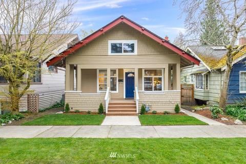 4674 Eastern Ave N, Seattle, WA 98103 photo 1