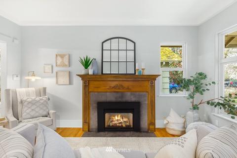 4674 Eastern Ave N, Seattle, WA 98103 photo 6