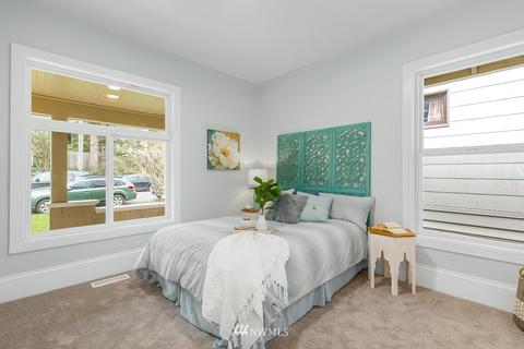 4674 Eastern Ave N, Seattle, WA 98103 photo 25