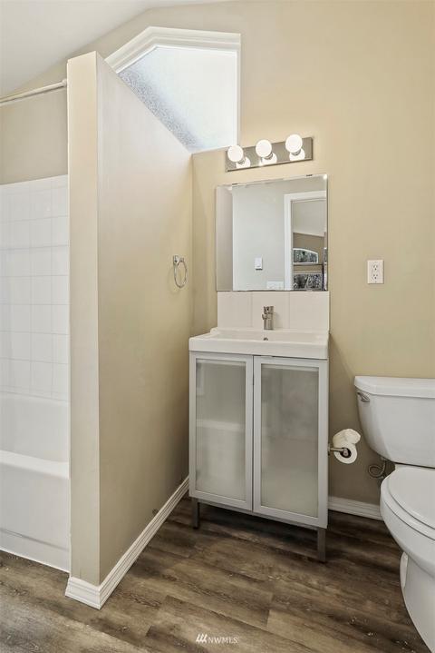 517 30th Ave E, Seattle, WA 98112 photo 32