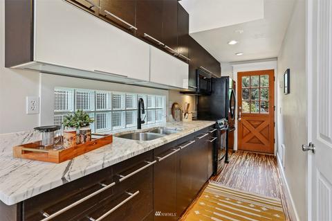 517 30th Ave E, Seattle, WA 98112 photo 9