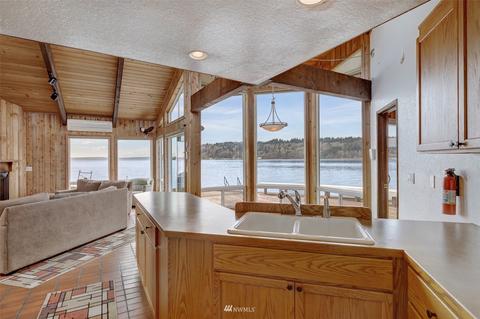8078 Sandy Hook Dr, Clinton, WA 98236 photo 6