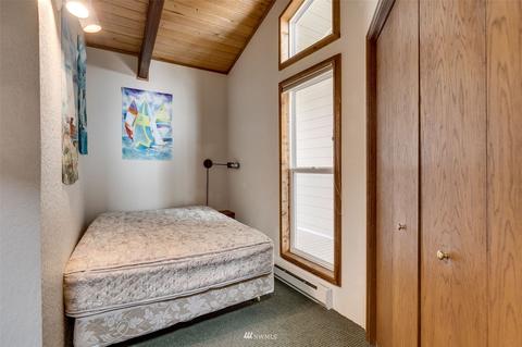 8078 Sandy Hook Dr, Clinton, WA 98236 photo 15