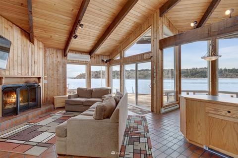 8078 Sandy Hook Dr, Clinton, WA 98236 photo 3