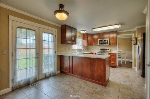 312 Whitley St NW, Orting, WA 98360 photo 9