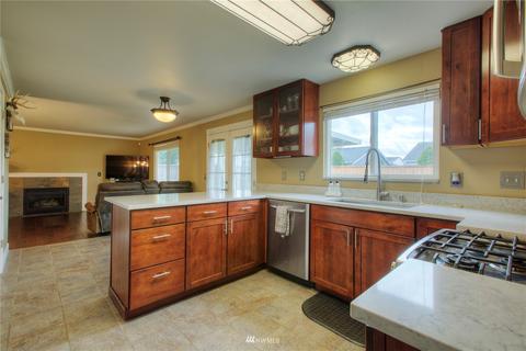 312 Whitley St NW, Orting, WA 98360 photo 6