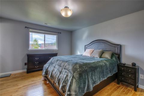 312 Whitley St NW, Orting, WA 98360 photo 14