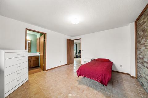 2249 Mchugh Ave, Enumclaw, WA 98022 photo 13