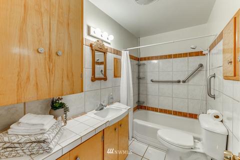 301 N Cabot Rd, Everett, WA 98203 photo 21