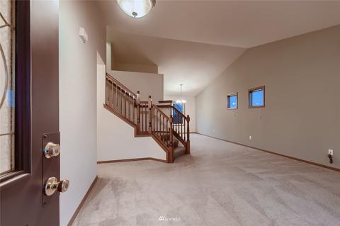 7819 207th St E, Spanaway, WA 98387 photo 4