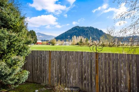 600 Wallace Ave, Enumclaw, WA 98022 photo 5