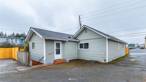 1019 Pecks Dr, Everett, WA 98203 photo 2