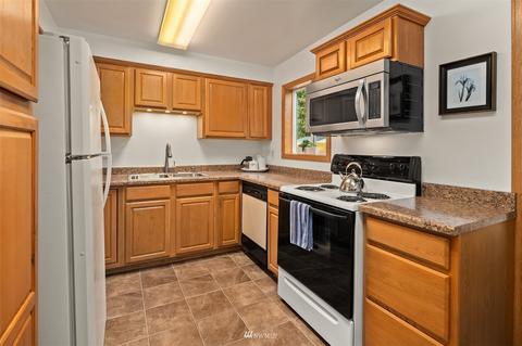 1027 Walnut St, Edmonds, WA 98020 photo 12