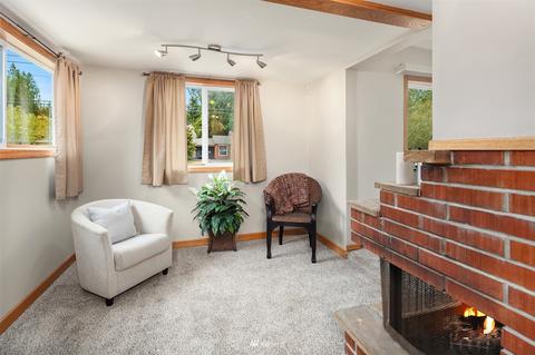 1027 Walnut St, Edmonds, WA 98020 photo 9