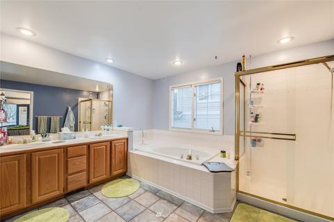 9912 NE 155th St, Bothell, WA 98011 photo 17