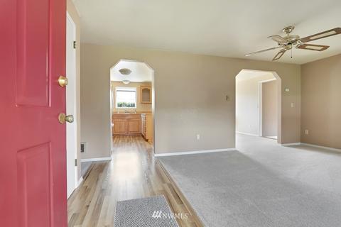 2723 Green River Ct, Enumclaw, WA 98022 photo 4