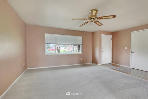 2723 Green River Ct, Enumclaw, WA 98022 photo 11