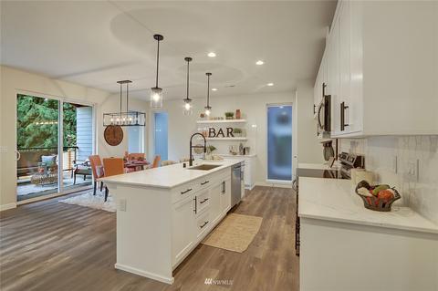 19130 1st Dr SE #A, Bothell, WA 98012 photo 2