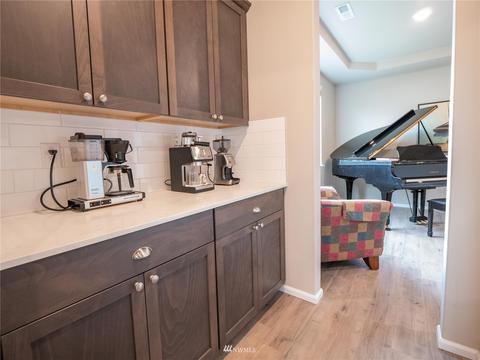 740 Mckinley St, Enumclaw, WA 98022 photo 5