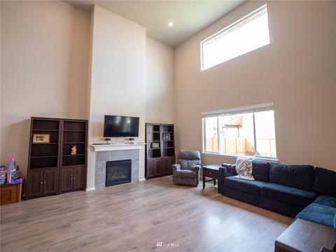 740 Mckinley St, Enumclaw, WA 98022 photo 8