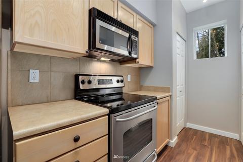 18930 Bothell Everett Hwy #H-102, Bothell, WA 98012 photo 7