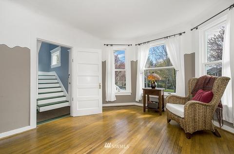 4725 2nd Ave NE, Seattle, WA 98105 photo 6