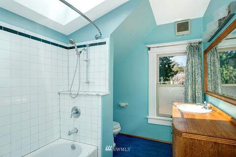 4725 2nd Ave NE, Seattle, WA 98105 photo 18
