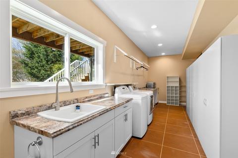 24204 Lockwood Rd, Bothell, WA 98021 photo 23