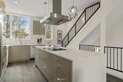 1622 E Thomas St, Seattle, WA 98112 photo 16
