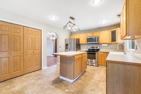 4710 215th Street Ct E, Spanaway, WA 98387 photo 6
