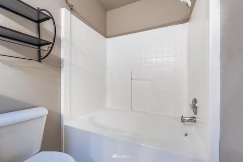 4710 215th Street Ct E, Spanaway, WA 98387 photo 16