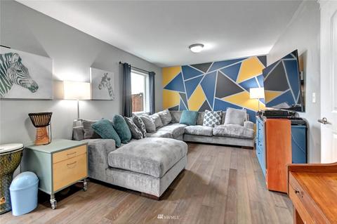 525 Pilchuck Path, Everett, WA 98201 photo 23