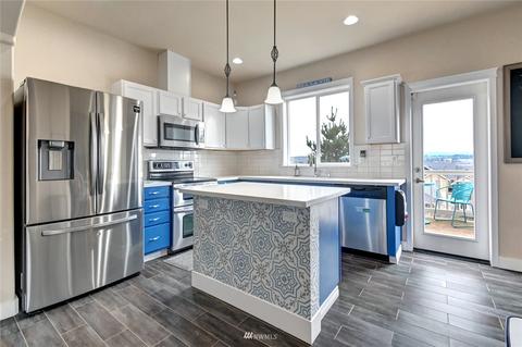 525 Pilchuck Path, Everett, WA 98201 photo 2