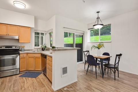12012 NE 204th Pl #C-101, Bothell, WA 98011 photo 12