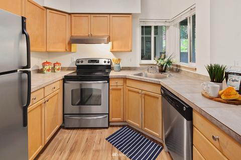 12012 NE 204th Pl #C-101, Bothell, WA 98011 photo 9