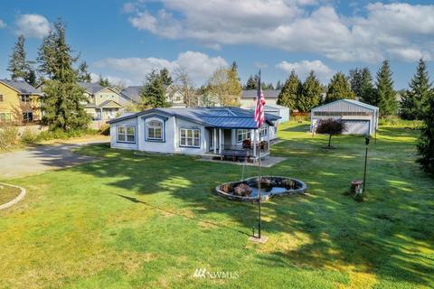 8217 207th St E, Spanaway, WA 98387 photo 1