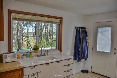 810 E Belfield Ave, Sequim, WA 98382 photo 18
