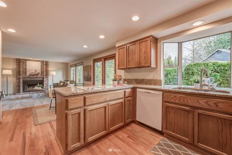 15827 26th Ave SE, Mill Creek, WA 98012 photo 3