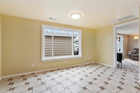 918 E Casino Rd, Everett, WA 98203 photo 5