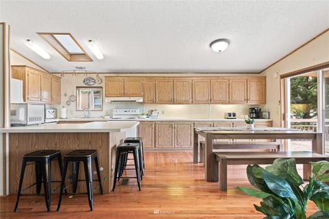 181 E Lakeview Dr, Grapeview, WA 98546 photo 5