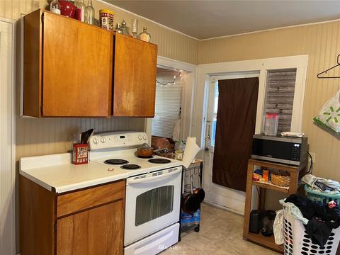 214 E Chelan Ave, Chelan, WA 98816 photo 7