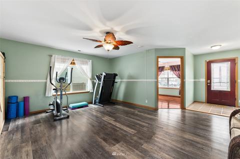 1505 203rd St E, Spanaway, WA 98387 photo 2