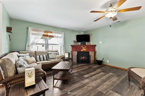 1505 203rd St E, Spanaway, WA 98387 photo 5