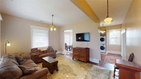 603 E Cherry St, Walla Walla, WA 99362 photo 2